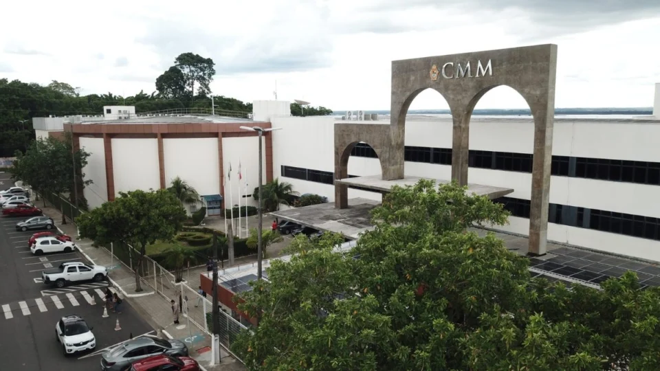 Câmara de Manaus deve anular concurso público de 2024 após falhas graves
