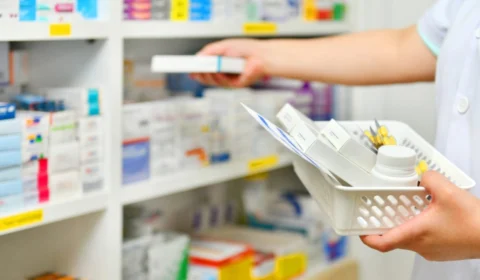 Drogaria em Boa Vista é condenada após relatos de mordidas e racismo contra funcionária