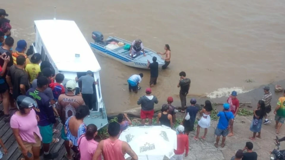 Corpo do 2º jovem desaparecido em rio no Amazonas é encontrado; veja vídeo