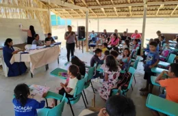 Justiça Federal garante educação bilíngue para crianças indígenas migrantes em Roraima