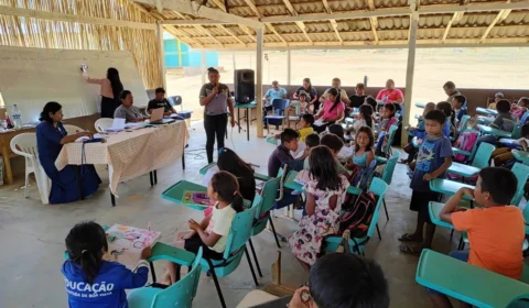Justiça Federal garante educação bilíngue para crianças indígenas migrantes em Roraima