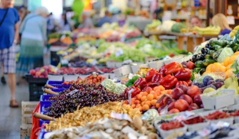 Governo zera alíquotas de importação para reduzir preço de alimentos