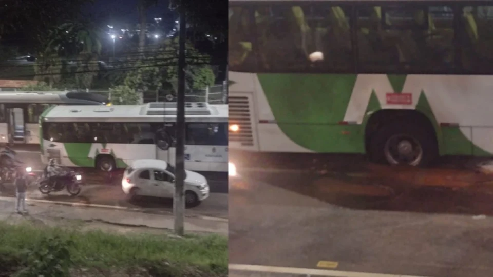 Ônibus cai em buraco na avenida Cosme Ferreira e causa congestionamento em Manaus; veja vídeo