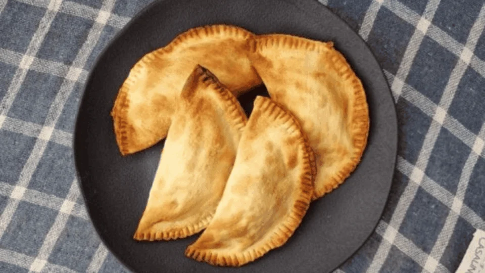 Como fazer pastel em casa? Confira receita de massa mais fácil do mundo