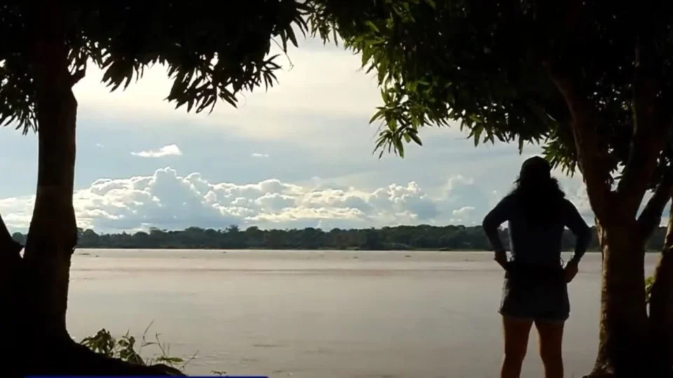 Descubra a praia do Guarabira: um paraíso para se refrescar em Coari, no Amazonas