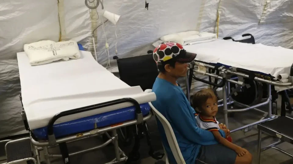 Profissionais da saúde indígena entram em greve por tempo indeterminado em Roraima