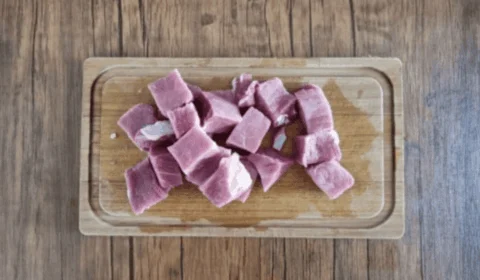 Confira receita fácil de torresmo crocante para fazer você mesmo