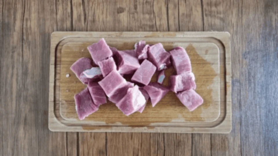 Confira receita fácil de torresmo crocante para fazer você mesmo