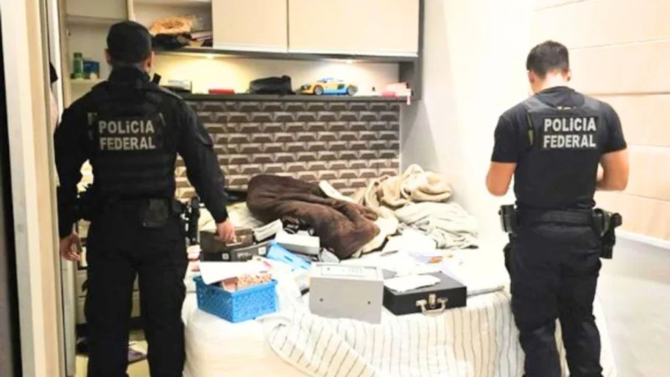 Escândalo revelado: entenda como uma cidade 131 vezes menor que Manaus gastou milhões em passagens aéreas fantasmas