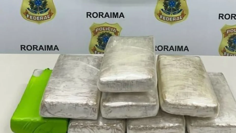 Homem é preso ao tentar embarcar com quase 10kg de drogas no Aeroporto de Boa Vista