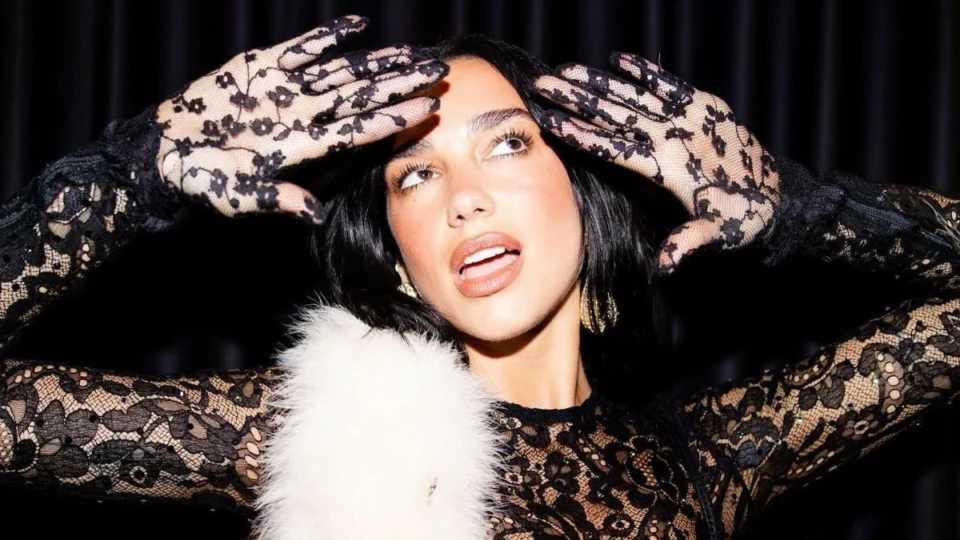 Dua Lipa no Brasil! Veja datas, preços e onde garantir seu ingresso