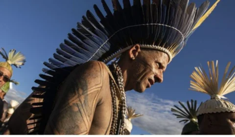 Câmara debate violência e direitos indígenas durante realização do Acampamento Terra Livre