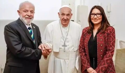 Lula e Janja confirmam presença no funeral de Papa Francisco, informa Planalto