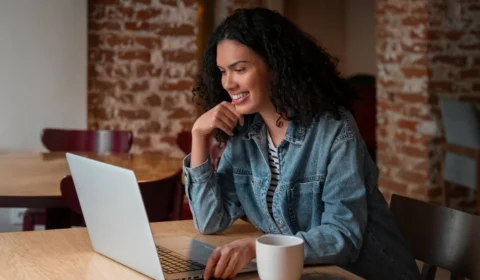 Como ser freelancer online? Confira os 7 passos para garantir uma renda extra