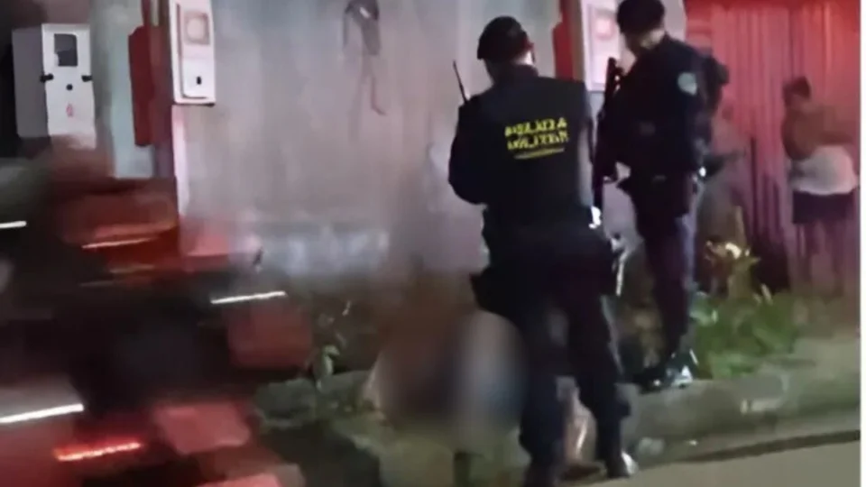 VÍDEO: homem é perseguido e espancado a pauladas na zona sul de Porto velho