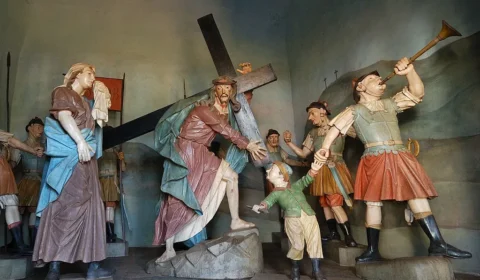 Via-Sacra ou Via Crucis: descubra os 14 passos dessa tradição que emociona católicos de todo o mundo