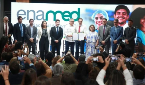 MEC lança novo exame para avaliar formação de medicina no Brasil