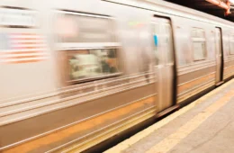 Metrô fecha para manutenção nas vias neste domingo (13) no DF