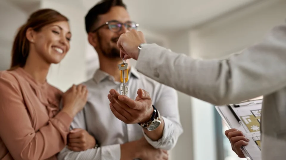 Projeto de lei que aumenta taxas de cartório preocupa setor imobiliário no Amazonas