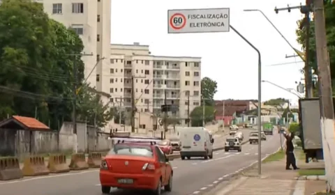 Novos radares de velocidade são instalados na avenida Nilton Lins, em Manaus