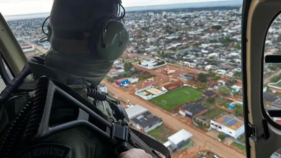 VÍDEO: suposto líder do PCC morre em confronto com a polícia na zona rural de Vilhena, em RO