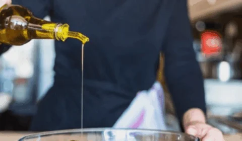 Alho ou cebola? Descubra o que realmente faz diferença no sabor final