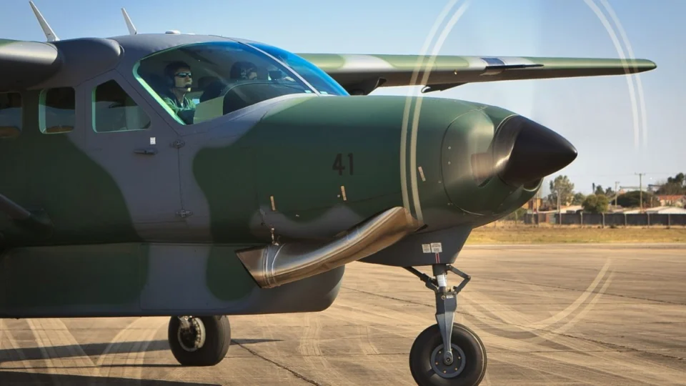 Avião desaparece após vôo curto em Roraima e FAB confirma buscas