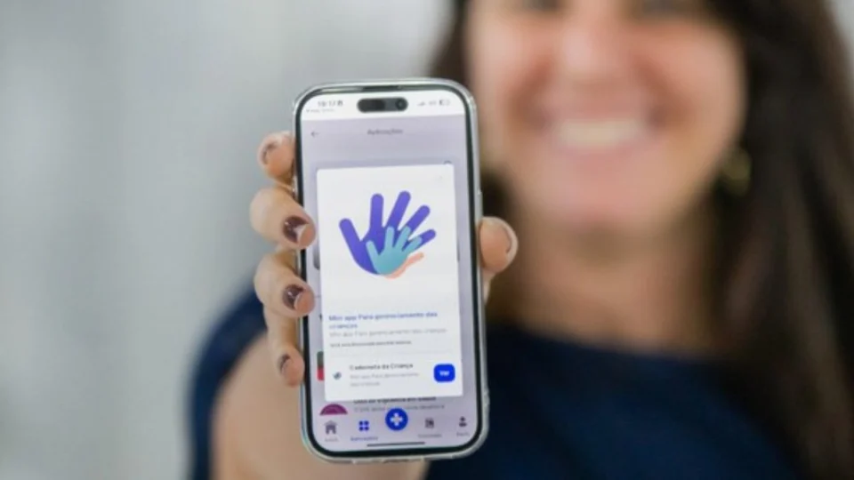 Caderneta de Saúde da Criança agora pode ser acessada pelo celular no aplicativo Meu SUS Digital