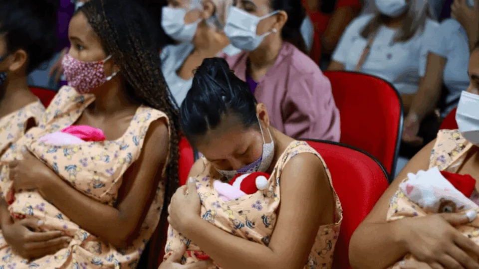 Acre institui Dia Estadual da Prematuridade e lança programa de prevenção ao parto prematuro