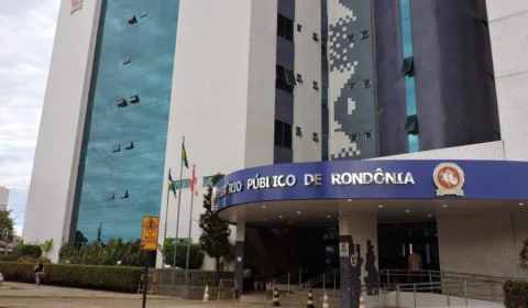 Ex-amante foragido há 17 anos é condenado por matar mulher a tiros em Porto Velho