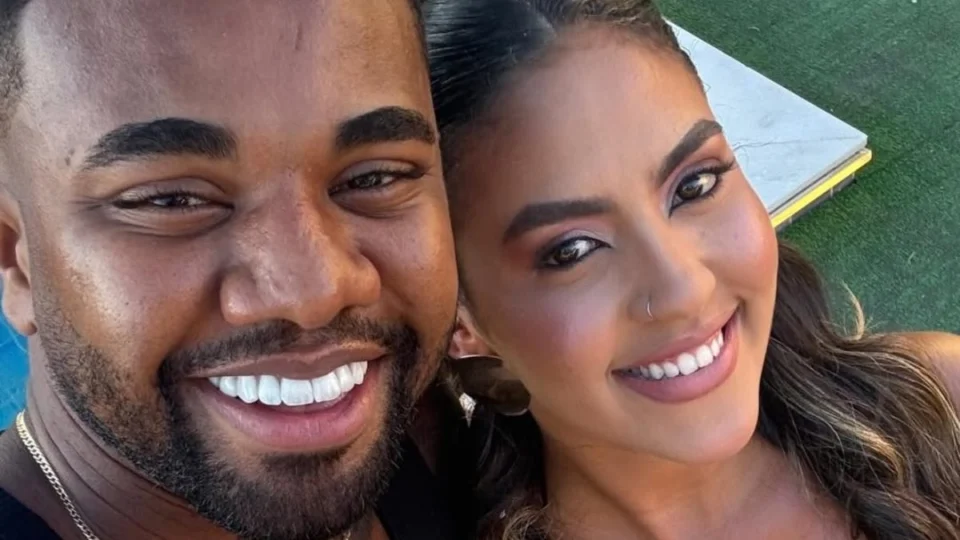 Ex-namorada de Davi Brito reaparece nas redes sociais após término e perda do bebê com indiretas