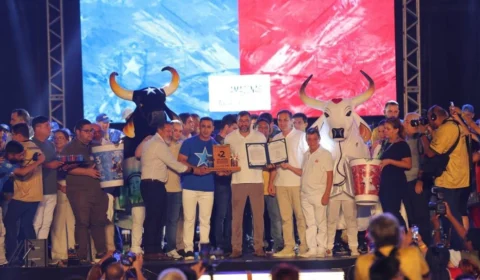 Festival de Parintins 2025 é lançado com anúncio do novo Bumbódromo