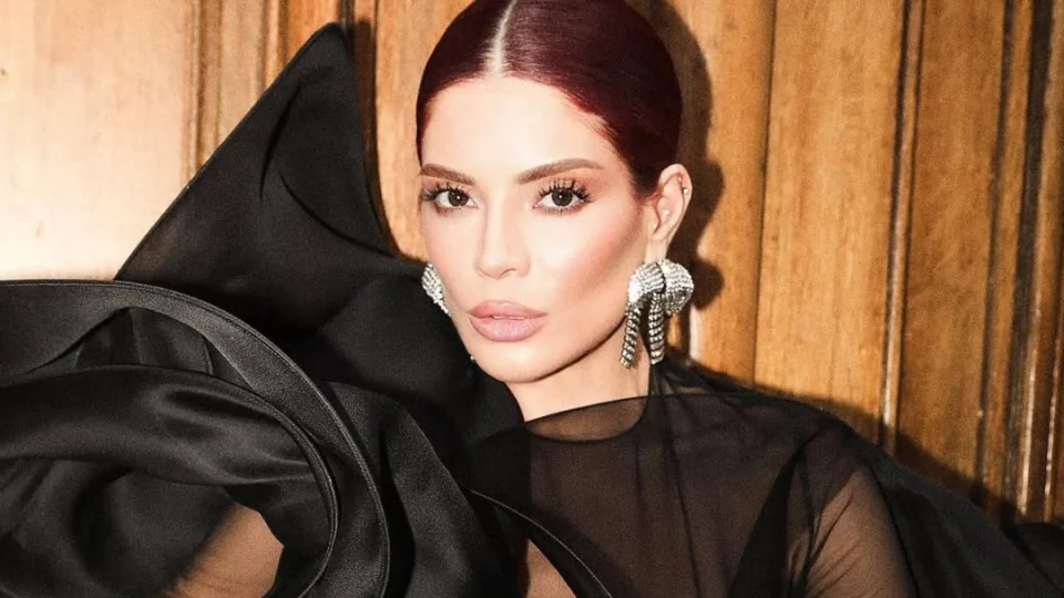 Gkay surpreende web com ‘harmonização de mãos’; entenda como funciona procedimento