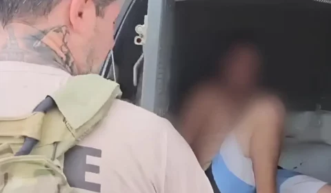 Homem atrai ex para motel, tortura e raspa cabeça dela por não aceitar fim do relacionamento em Manaus
