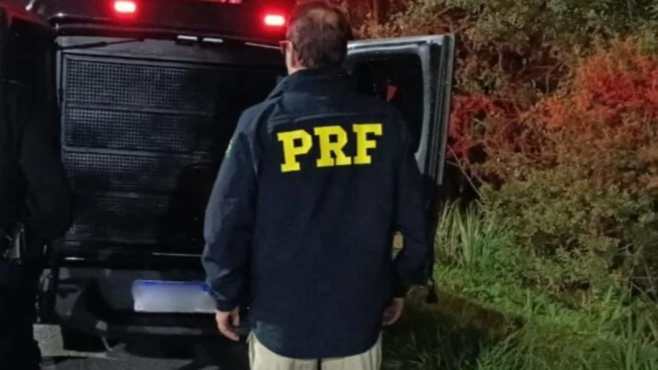 Idoso é preso em flagrante suspeito de abusar adolescente dentro de carro em Vilhena