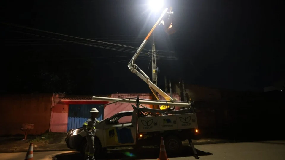 Porto Velho lança canal no WhatsApp para resolver problemas de iluminação nas ruas; veja como usar