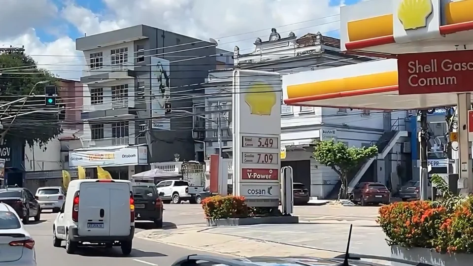 Preço da gasolina fica mais barato em Manaus e chega a R$ 7,09 nos postos