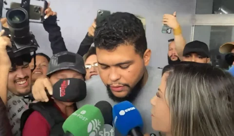 Justiça mantém prisão de cantor suspeito de agredir namorada em Manaus; ele segue para a penitenciária