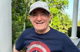 Filha de Renato Aragão trabalha de motorista e sofre preconceito em casa por ser lésbica