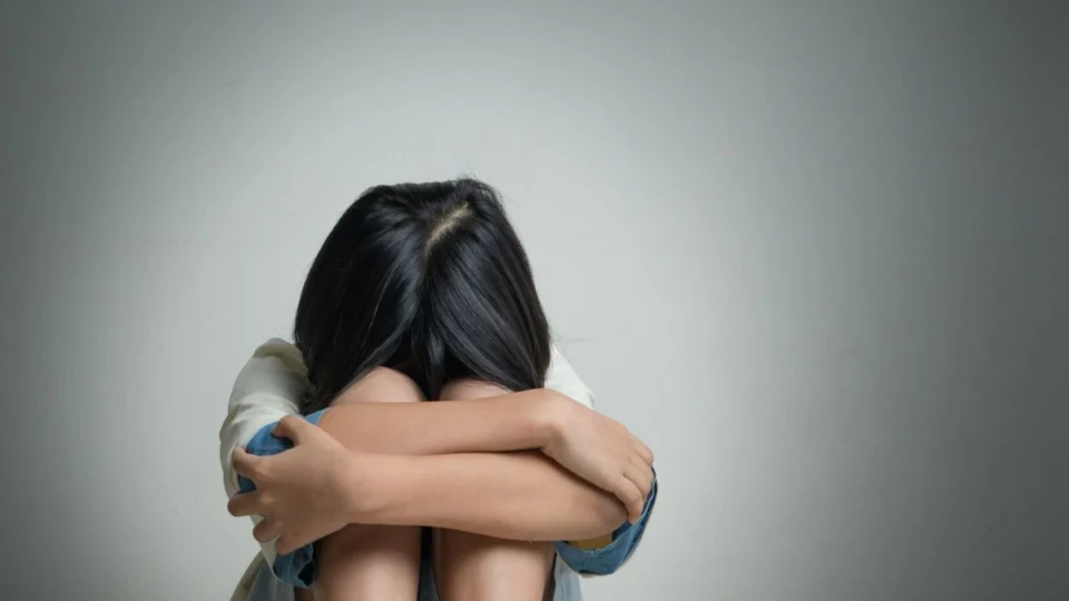 Violência contra crianças: saiba identificar os sinais e quando denunciar