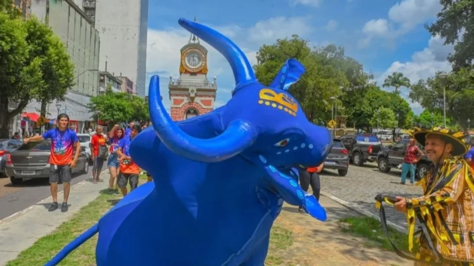 Boilevard anima Manaus com boi de rua nesta sexta-feira (16); confira a programação