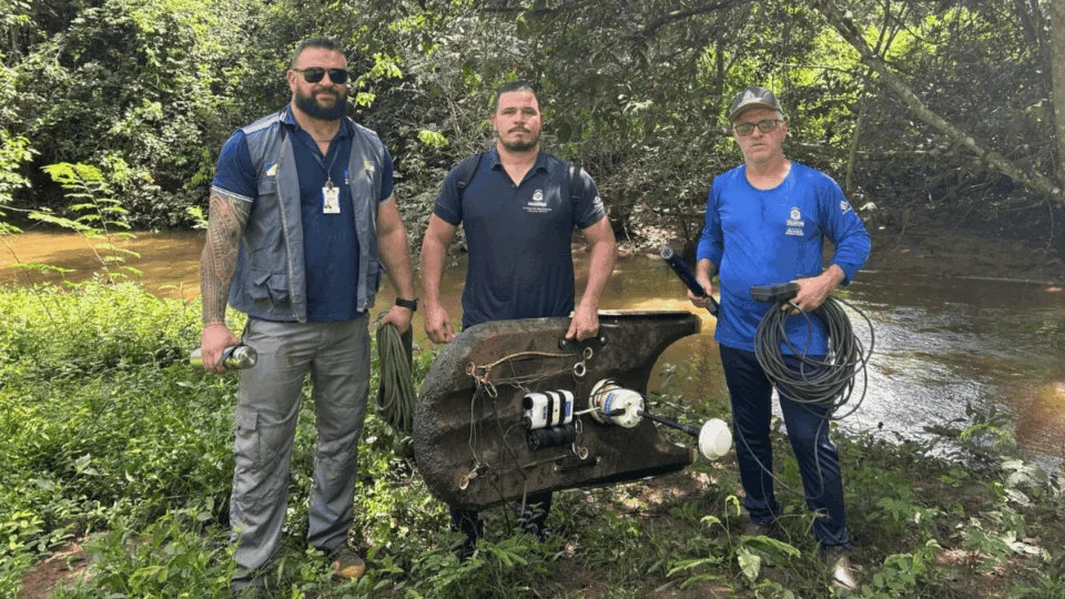 Água com cheiro e gosto estranho em Palmas? Investigação busca causa e aponta riscos