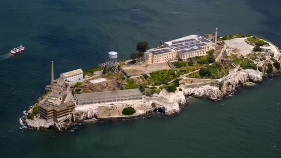 Donald Trump promete reabrir Alcatraz: conheça as polêmicas por trás da prisão norte-americana