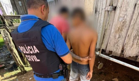 VÍDEO: dupla é presa por sequestro, tortura e estupro de mulher e adolescentes no AM
