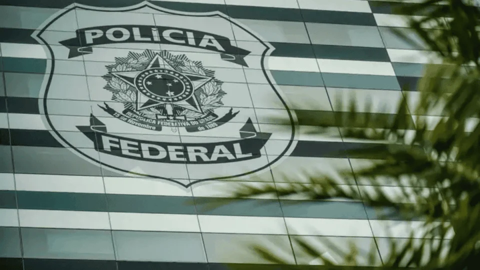 Concurso PF: inscrições abrem nesta segunda-feira (26) com salários de até R$ 26,8 mil