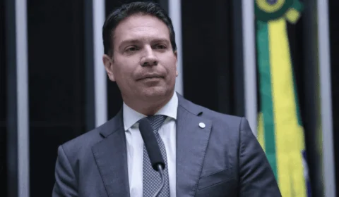 Câmara barra investigação contra Ramagem no STF; PSOL promete reação