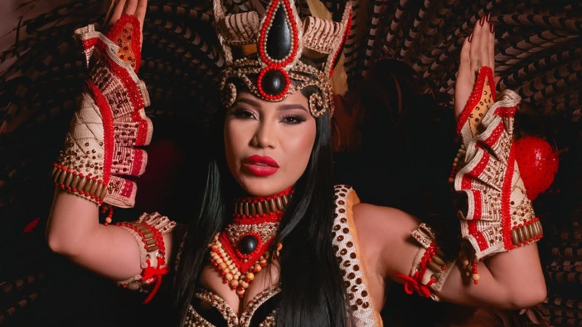 Lívia Cristina é a Rainha do Folclore do boi Garantido - Foto: Reprodução/Instagram/@ofotografodasestrelasbr