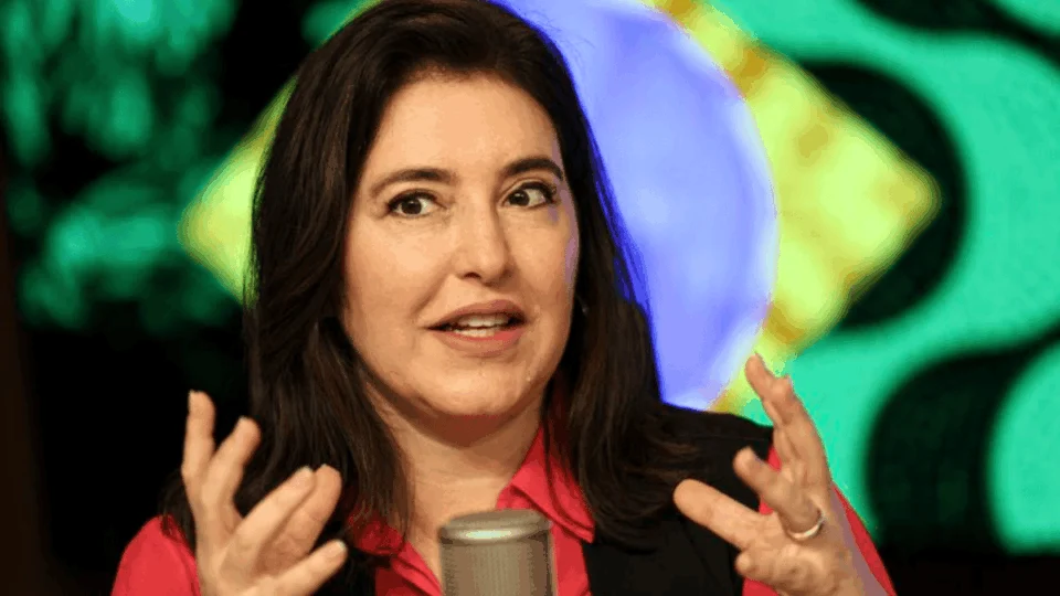 Tebet explica desgaste do governo Lula e vê avanço na economia