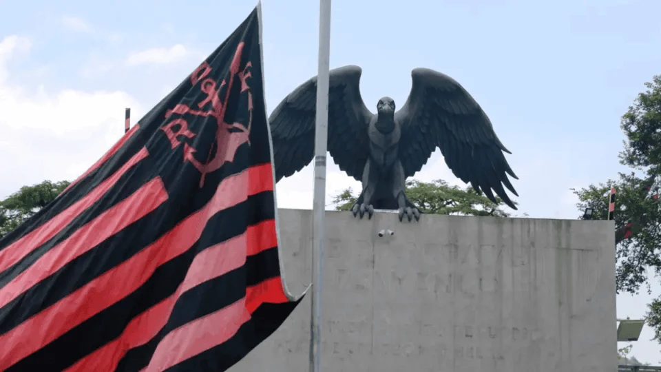 MPRJ pede condenação dos responsáveis pelo incêndio no Ninho do Urubu