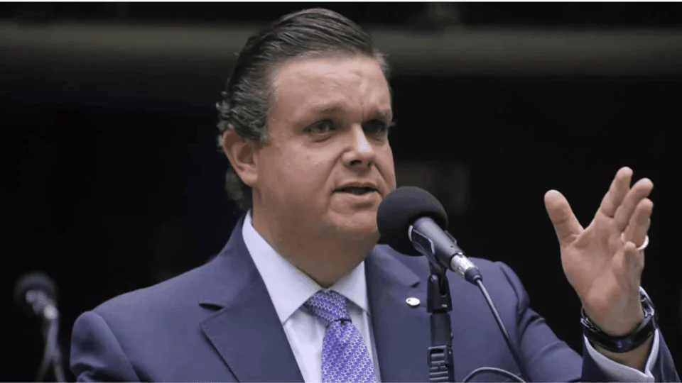 Descontos indevidos em aposentadorias: ministro será ouvido pelo Senado nesta quinta (15)